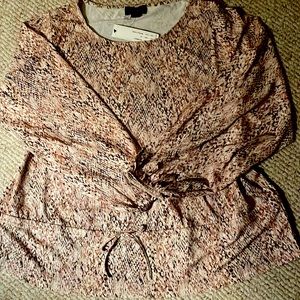 Woman’s Belldini cinches top 1X NWT